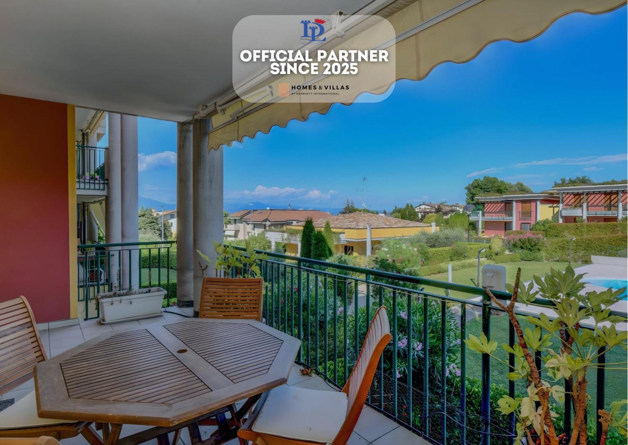 Desenzanoloft Official Partner Marriott Homes & Villas -Butterfly And 5 Pools Family Apartment Desenzano del Garda Zewnętrze zdjęcie